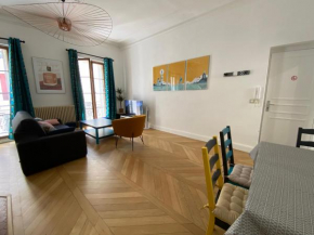 Superbe T2 Haussmannien au coeur de Marseille